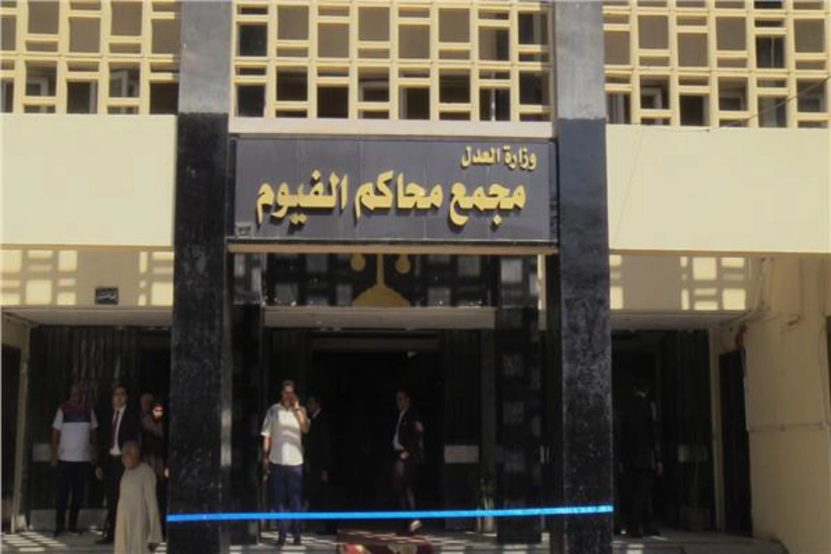 من هو هشام جوجل المصري المتهم بابتزاز خطيبته السابقة منار الأعسر